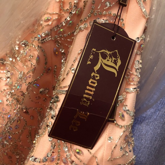 Dress - Picture 4 of 6